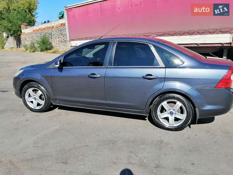 Седан Ford Focus 2008 в Первомайську