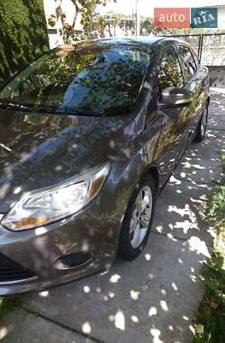 Седан Ford Focus 2014 в 