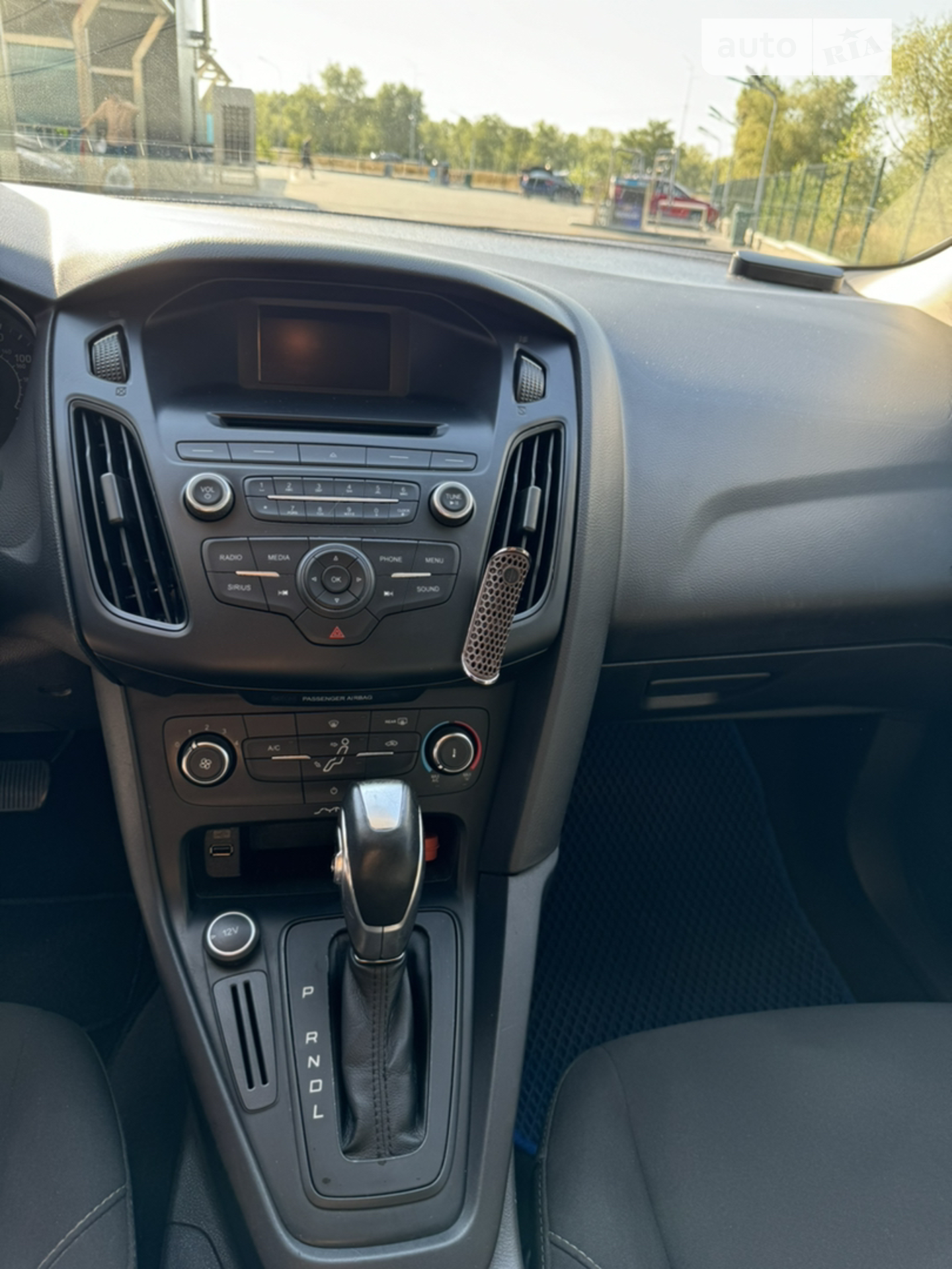 2015 Ford Focus - мініатюра 16
