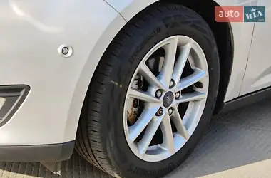 Ford Focus 2015