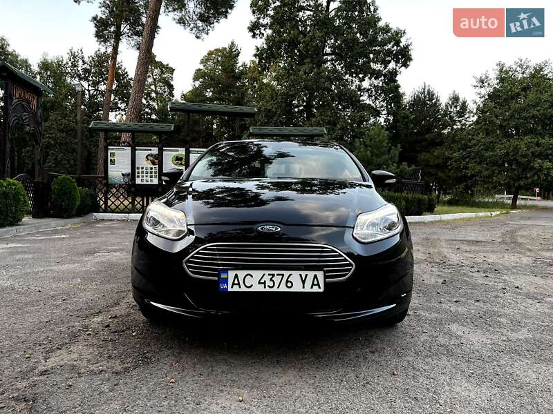 Хэтчбек Ford Focus 2012 в Луцке
