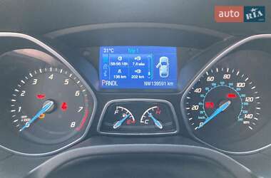 Седан Ford Focus 2014 в 