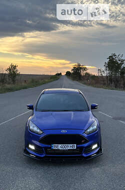 Хэтчбек Ford Focus 2013 в Николаеве