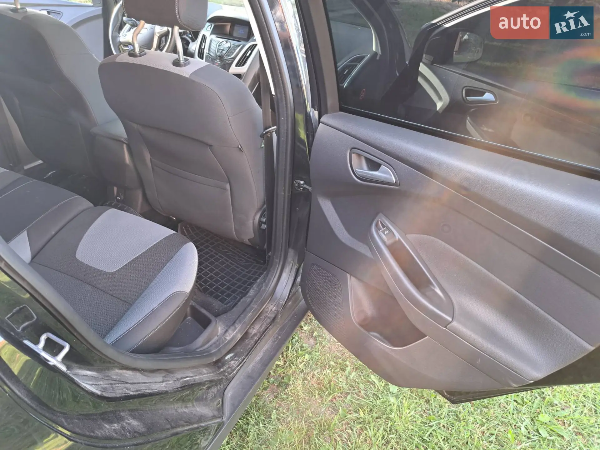 2011 Ford Focus - мініатюра 14