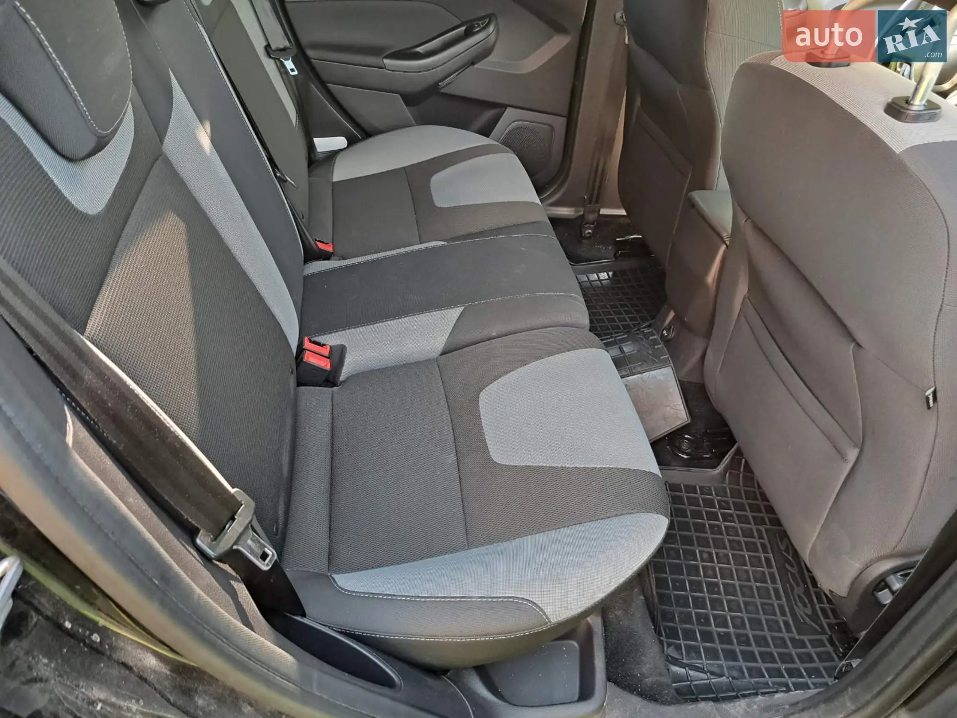 2011 Ford Focus - мініатюра 17