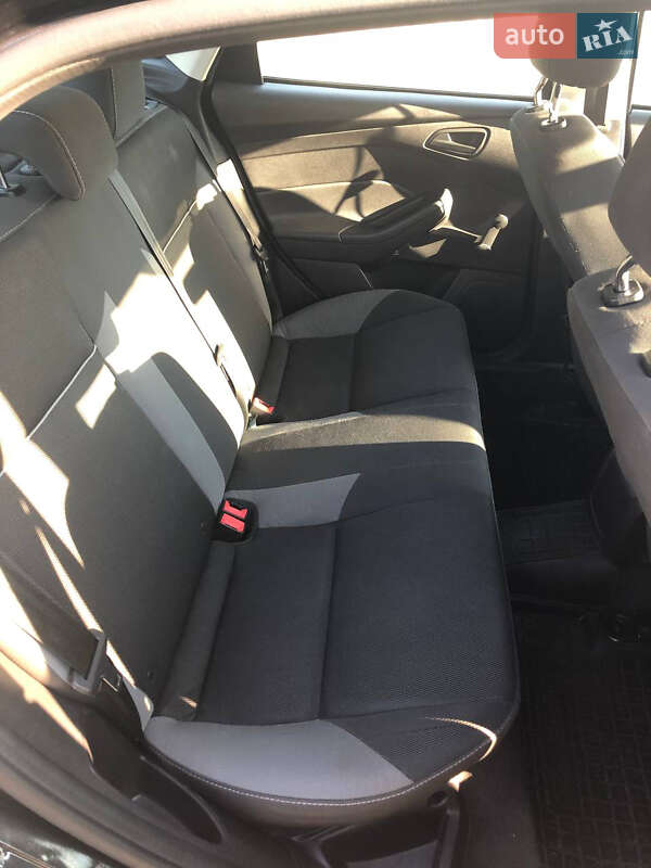 Седан Ford Focus 2013 в Стрые фото 12 Седан Ford Focus 2013 в Стрые