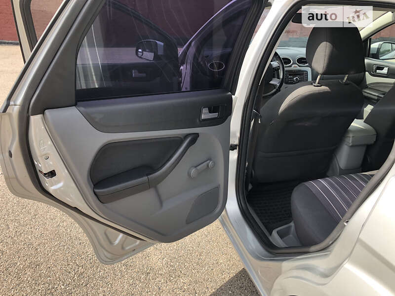 Универсал Ford Focus 2010 в Фастове