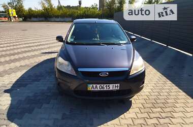 Хэтчбек Ford Focus 2008 в Киеве