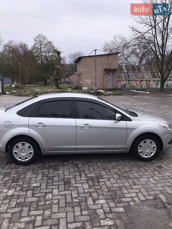 Седан Ford Focus 2008 в Великой Александровке