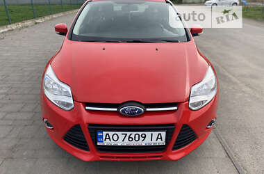 Хетчбек Ford Focus 2013 в Ужгороді