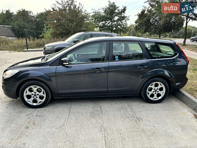 Универсал Ford Focus 2010 в Вараше