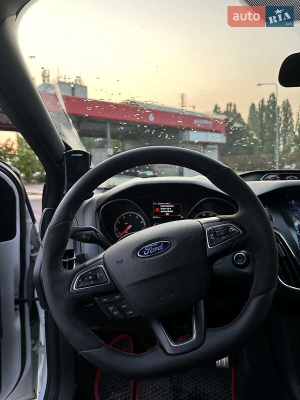 Хэтчбек Ford Focus 2016 в Кременчуге