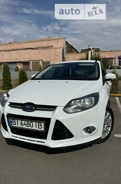 Хетчбек Ford Focus 2014 в Полтаві