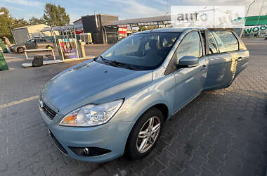 Хэтчбек Ford Focus 2010 в Киеве