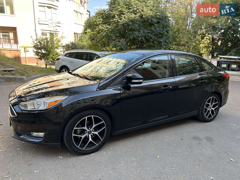 Седан Ford Focus 2017 в Львове
