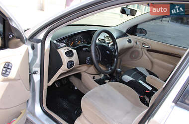 Хэтчбек Ford Focus 2002 в Виннице