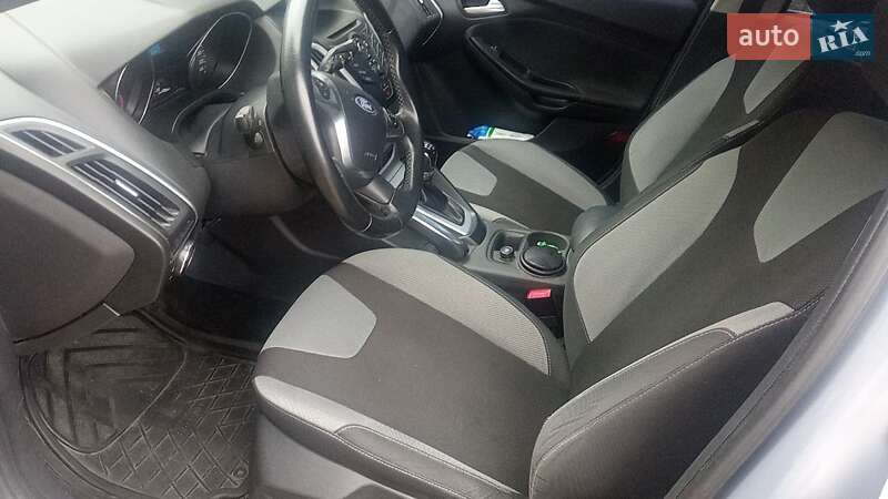 Хэтчбек Ford Focus 2013 в Харькове