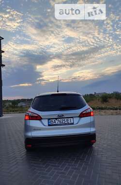 Универсал Ford Focus 2014 в 