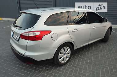 Универсал Ford Focus 2014 в 