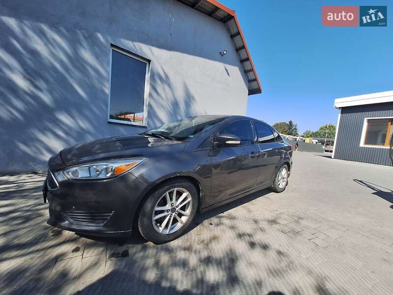Седан Ford Focus 2015 в Львове
