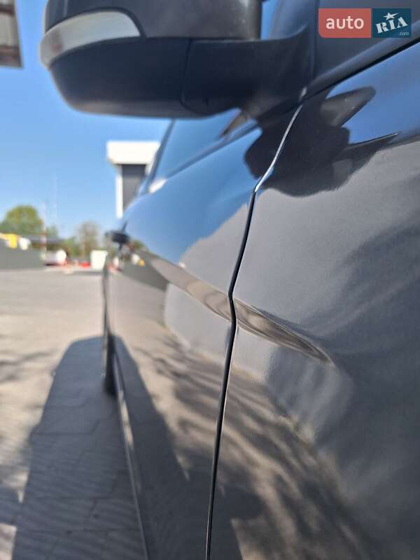 Седан Ford Focus 2015 в Львове