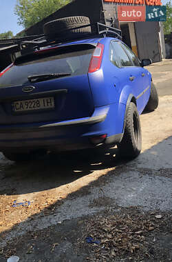 Хетчбек Ford Focus 2005 в 