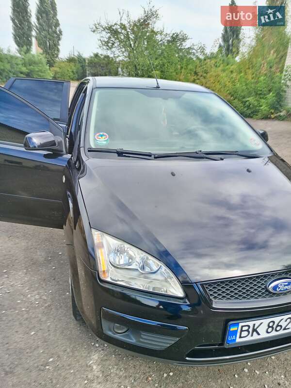 Универсал Ford Focus 2007 в Дубровице