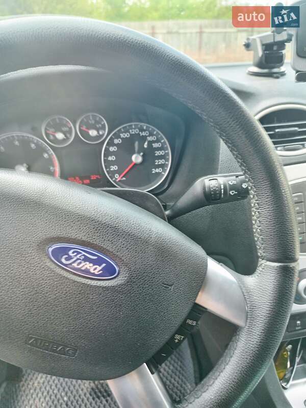Универсал Ford Focus 2007 в Дубровице