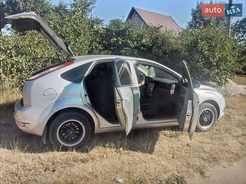 Хетчбек Ford Focus 2008 в Кропивницькому
