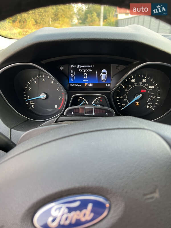 Хэтчбек Ford Focus 2015 в Днепре