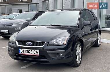Хэтчбек Ford Focus 2006 в 