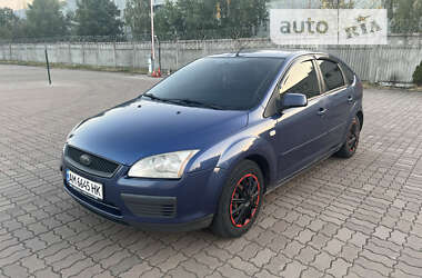 Хэтчбек Ford Focus 2007 в Вишневом