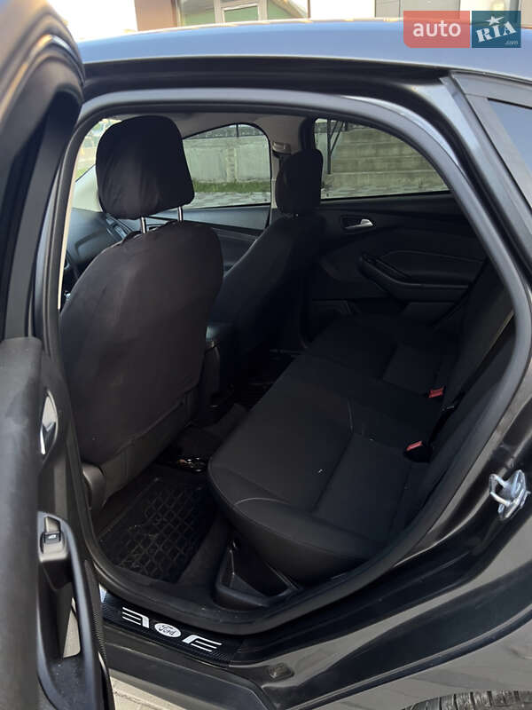 Седан Ford Focus 2015 в Тернополе фото 14 Седан Ford Focus 2015 в Тернополе