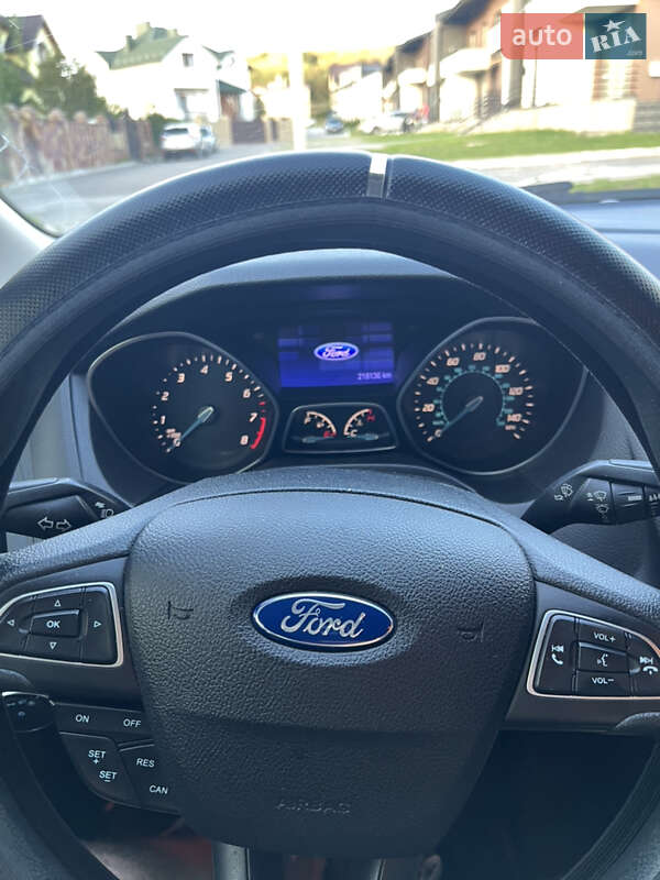 Седан Ford Focus 2015 в Тернополе фото 16 Седан Ford Focus 2015 в Тернополе