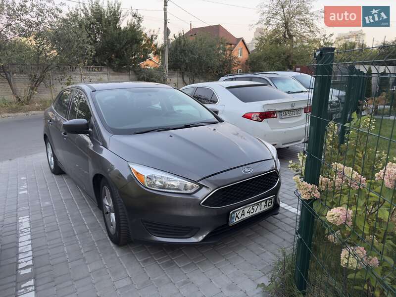 Седан Ford Focus 2015 в Киеве