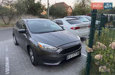 Седан Ford Focus 2015 в 