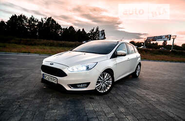 Хэтчбек Ford Focus 2015 в Львове