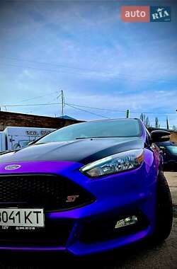 Хэтчбек Ford Focus 2018 в Киеве
