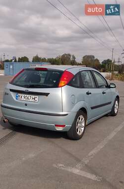 Хэтчбек Ford Focus 2002 в Ирпене