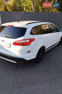 Универсал Ford Focus 2014 в 