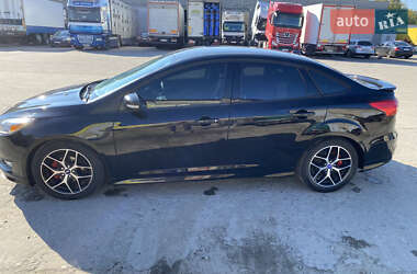 Седан Ford Focus 2016 в 