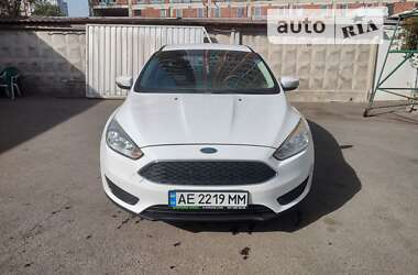 Хэтчбек Ford Focus 2015 в Днепре