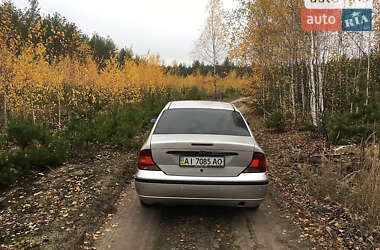 Седан Ford Focus 1999 в 