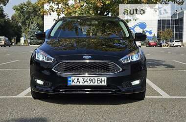 Хэтчбек Ford Focus 2016 в Киеве