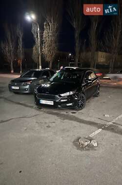 Хэтчбек Ford Focus 2016 в Киеве