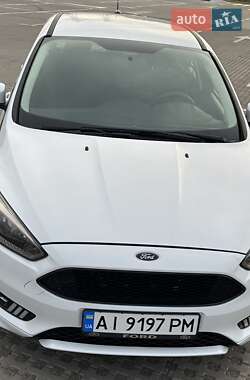 Хэтчбек Ford Focus 2016 в Киеве