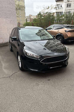Хэтчбек Ford Focus 2017 в 