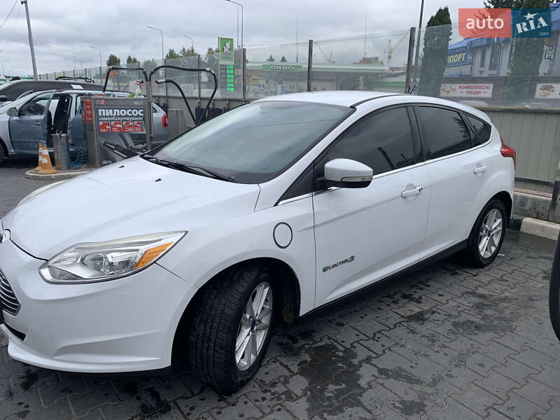 Хэтчбек Ford Focus 2014 в Тернополе