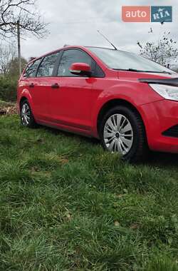 Универсал Ford Focus 2010 в 