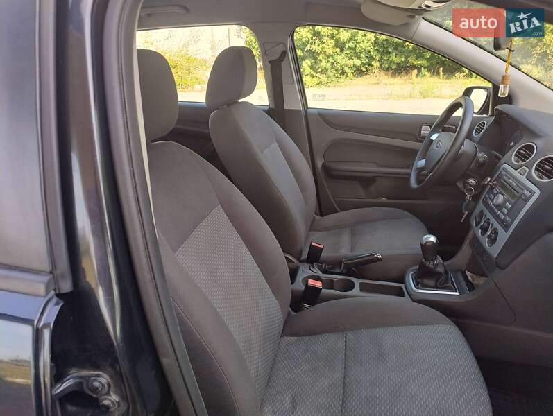 Универсал Ford Focus 2006 в Днепре